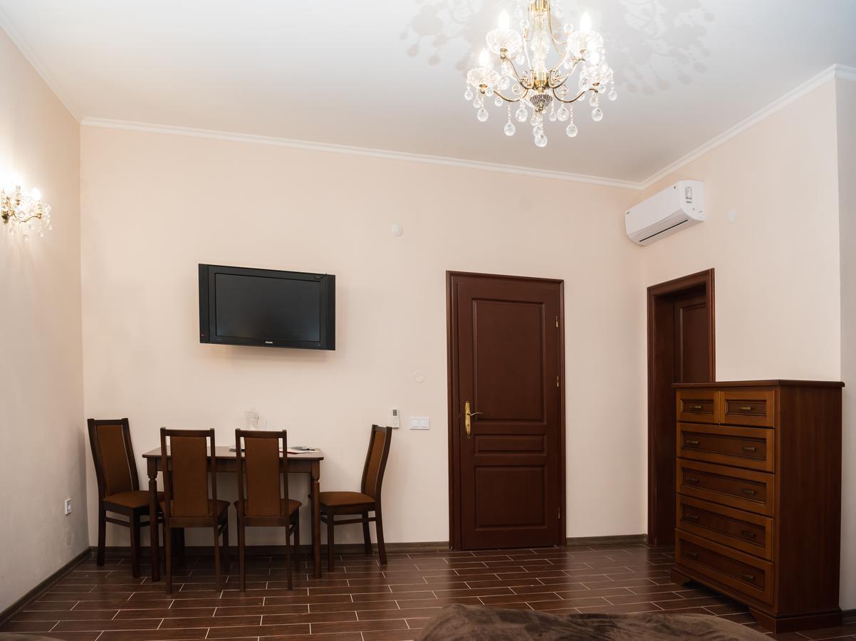 Hotel " Boutique " Uzjhorod Eksteriør billede